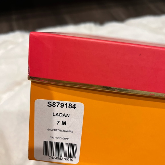 Kate spade espadrille wedges in gold metallic and navy blue outline. Size 7 W. - Picture 2 of 2